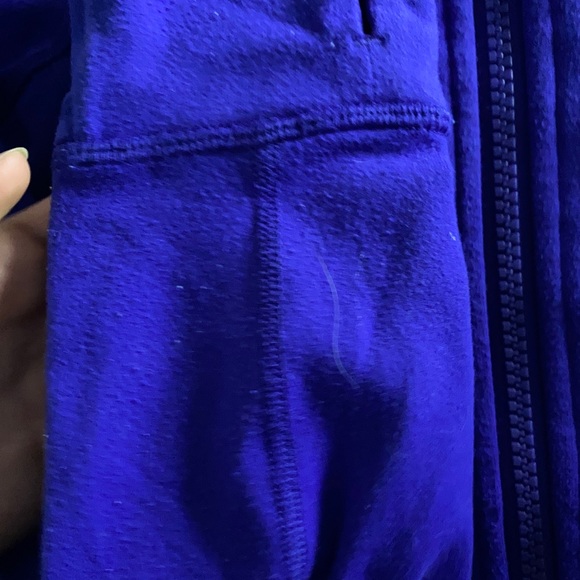 Lululemon kids define jacket - Picture 6 of 7